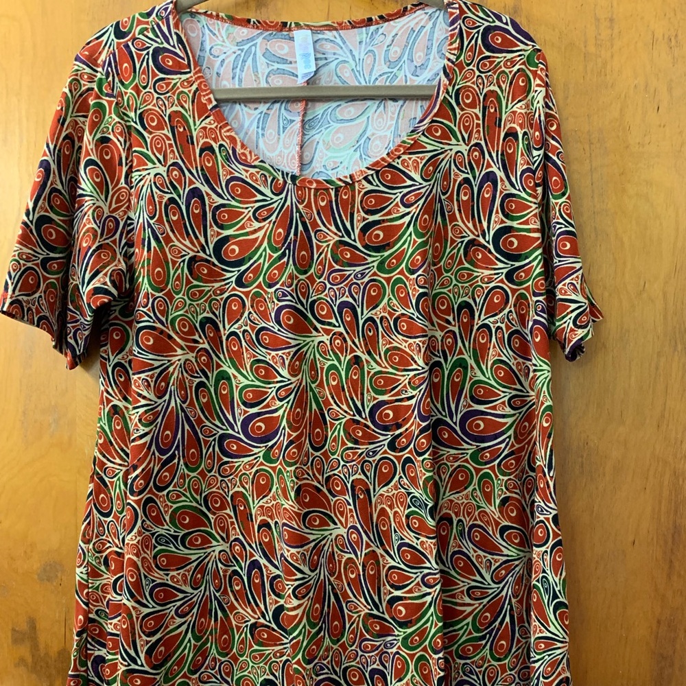 Super soft leggings material Perfect Tee medium
